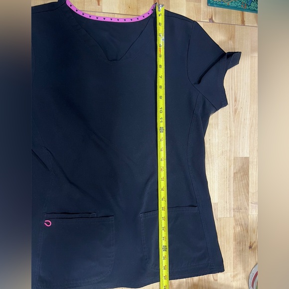 HeartSoul Women's V-Neck Scrub Top - Black - Picture 4 of 8